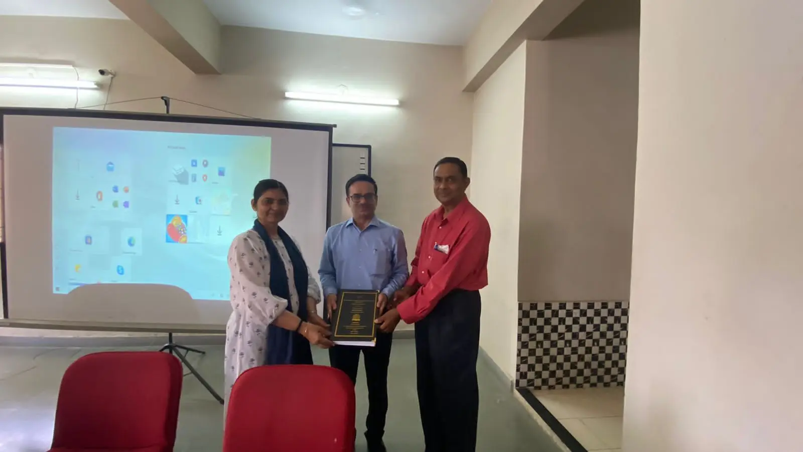 MPhil - Presentation - 1st April 2022